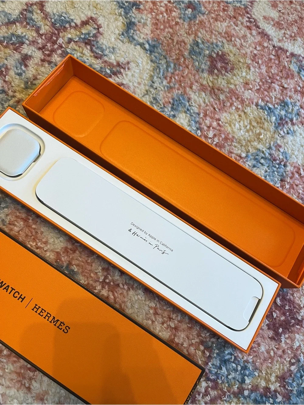 Hermès Series 10 42mm Apple Watch 2 bands with all original packing and receipt